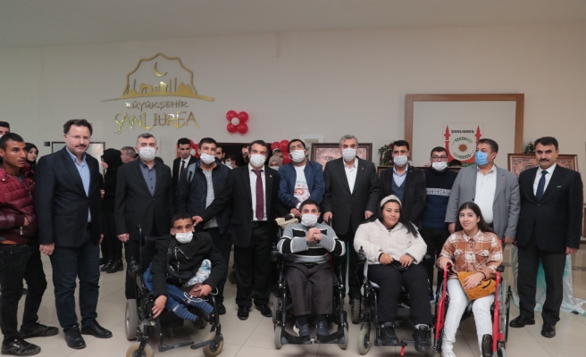 Başkan Beyazgül engelli sporcularla buluştu
